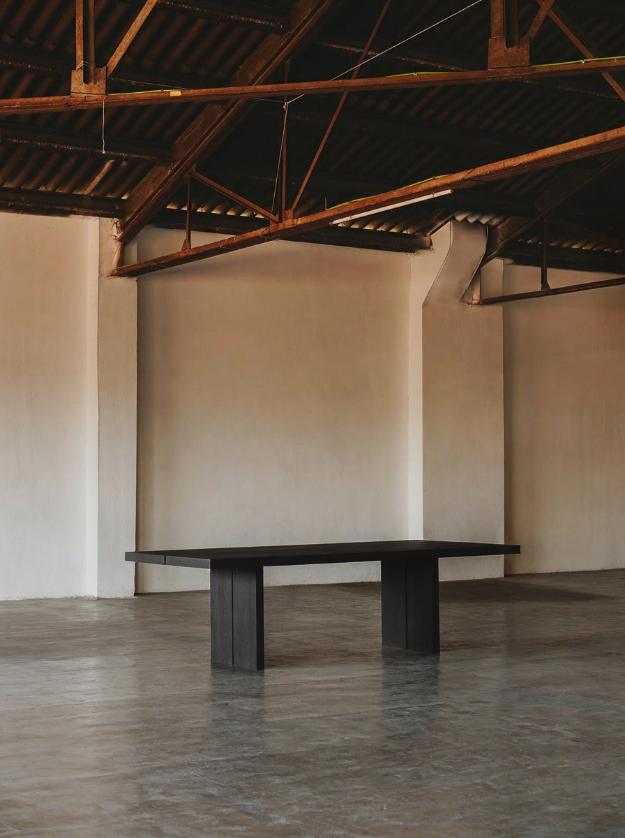 Murakami Table