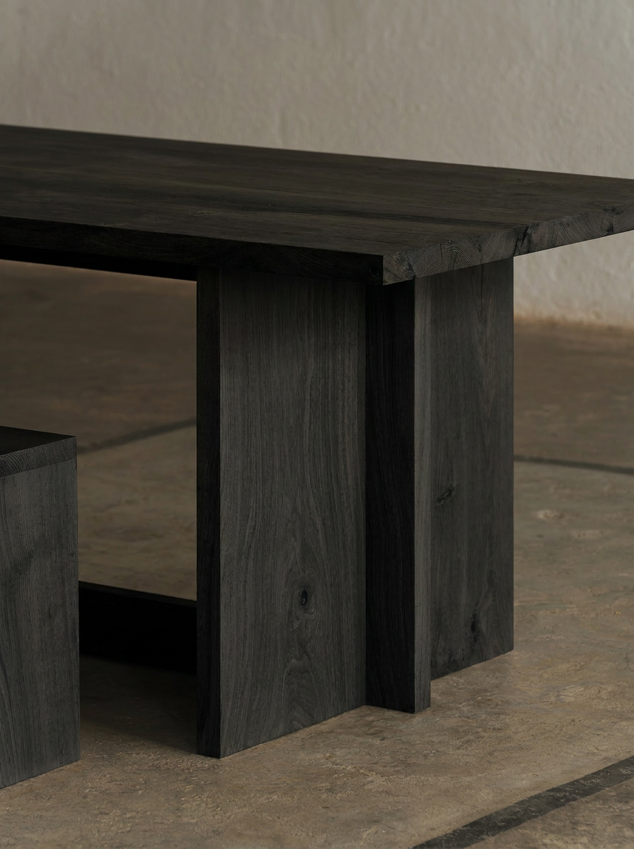 Paris Table