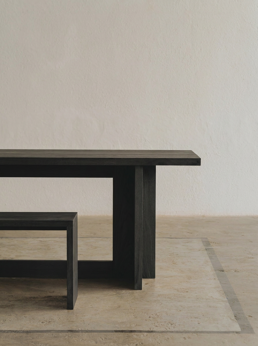 Paris Table