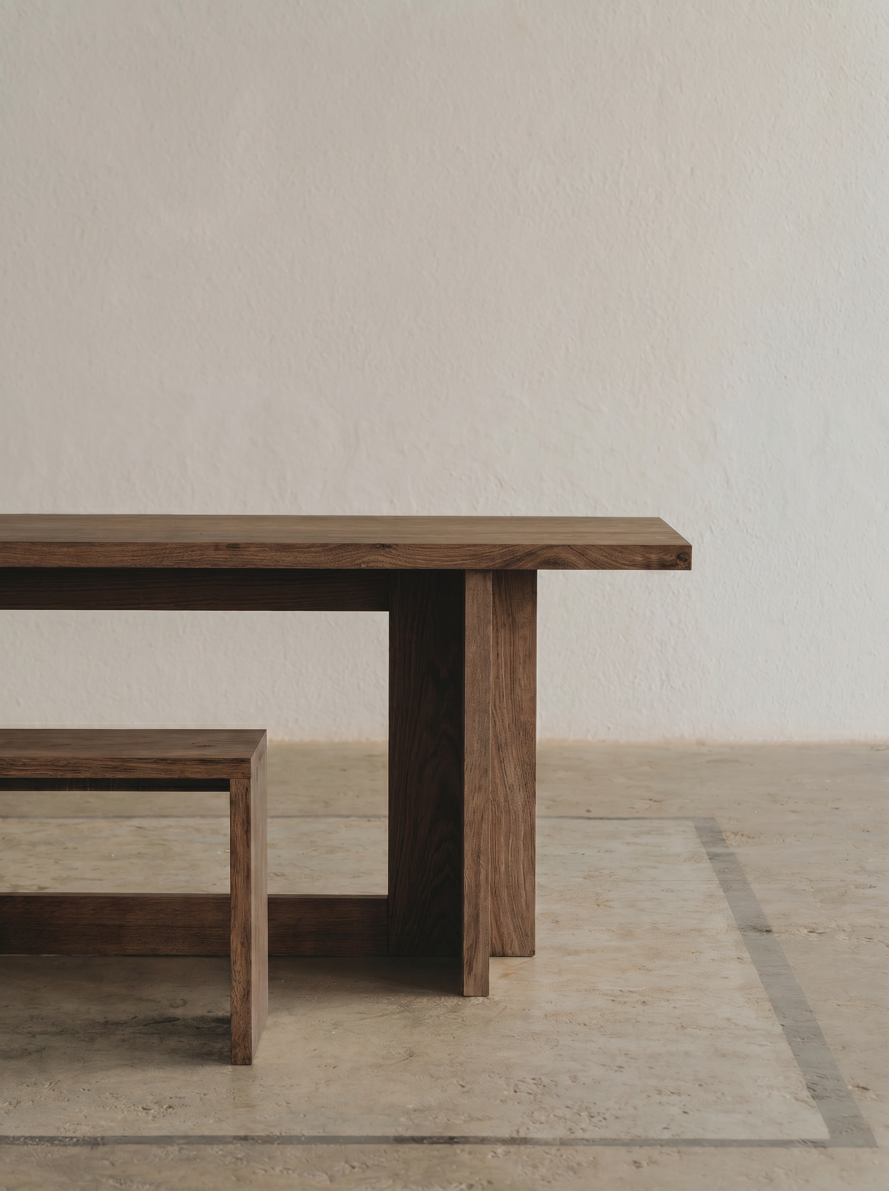 Paris Table