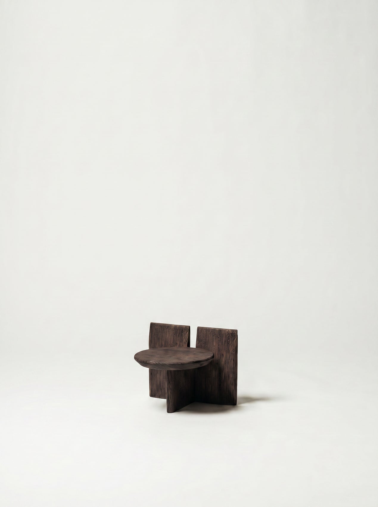 Tabi Stand - H20