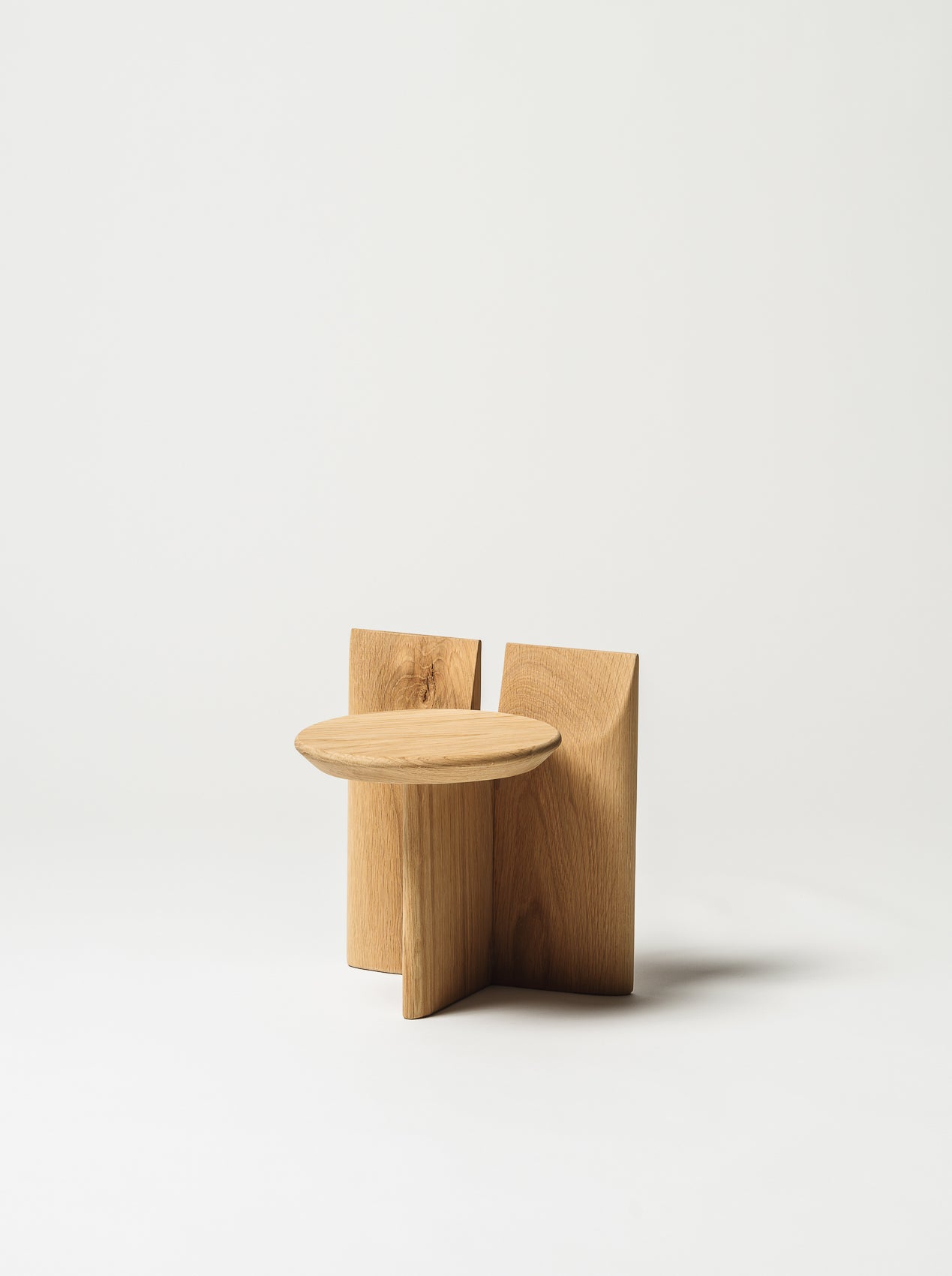 Tabi Stand - H30