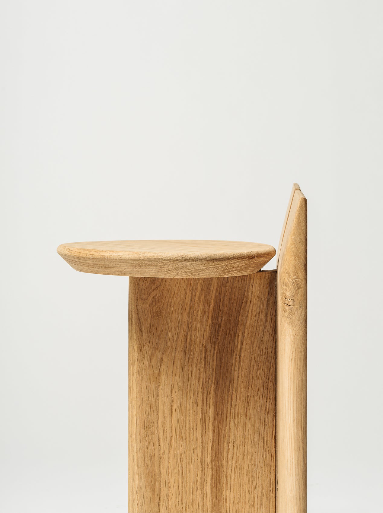 Tabi Stand - H45